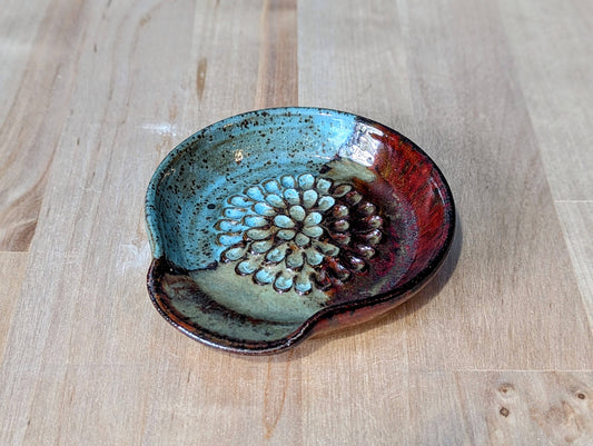 Spoon Rest with Garlic Grater