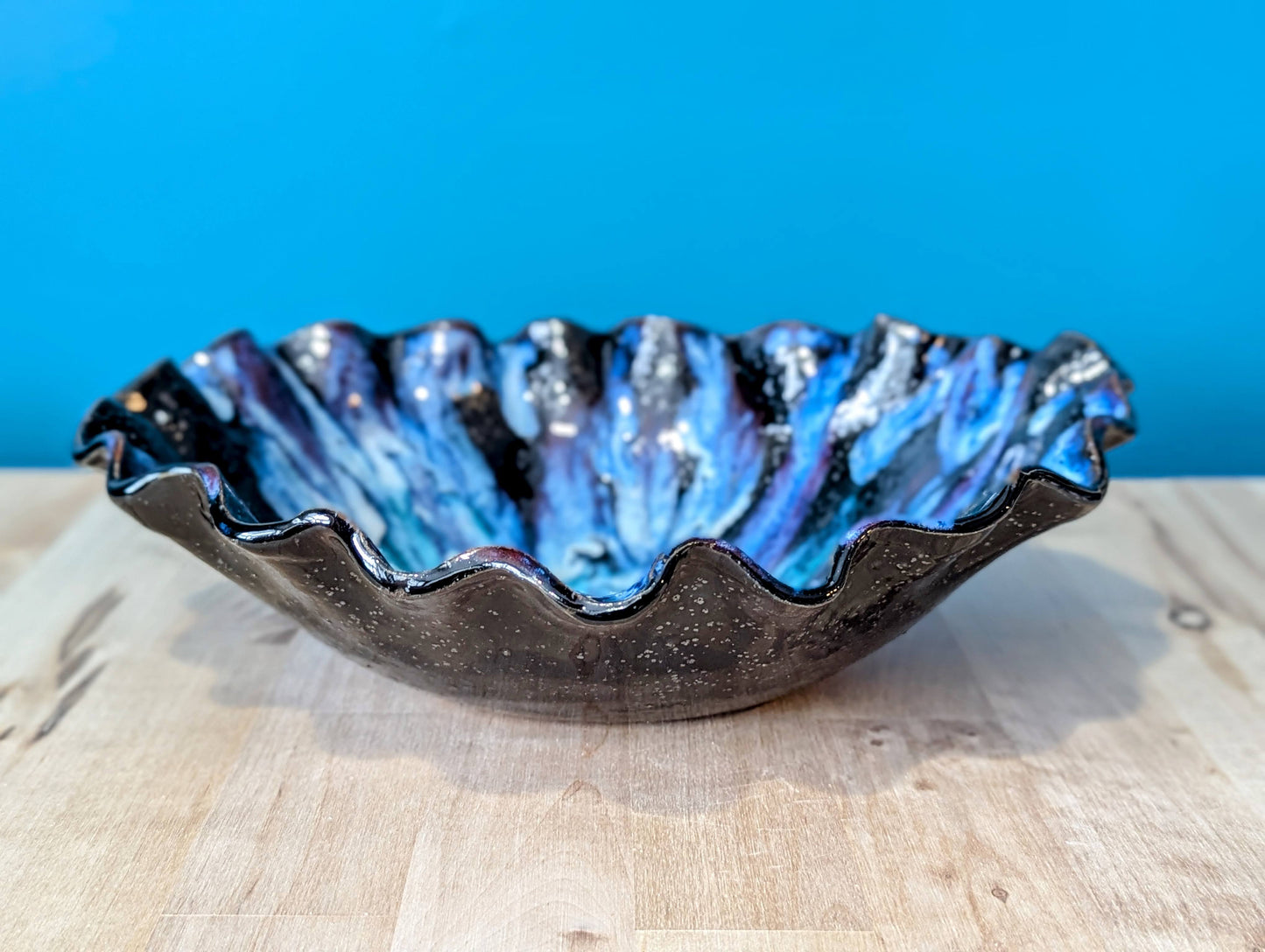 Scalloped Serving Bowl